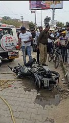 पुलिस ने नाले से बरामद की लावारिस बाइक, देखे वीडियो