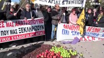 Grecia, a Salonicco 2mila agricoltori in piazza con i trattori