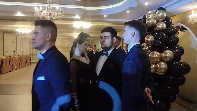 Studniówka 2024 maturzystów Zespołu Szkół Centrum Kształcenia Rolniczego w Starym Brześciu