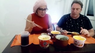 PROVANDO COMIDA COREANA | tteokbokki - noodles 