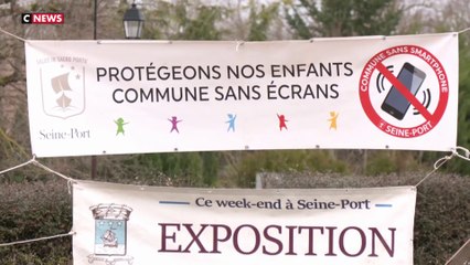 Seine-et-Marne : le maire d'une commune veut interdire le téléphone portable sur la voie publique