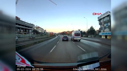 Download Video: Çekmeköy'de otomobili ambulansın üzerine sürdü: o anlar kamerada