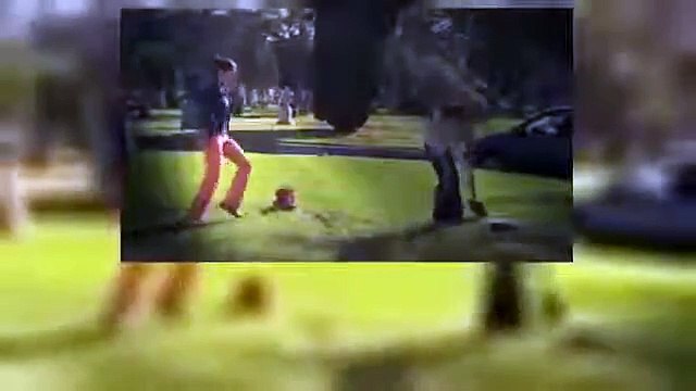 According To Jim S04 E07 Plot Twist