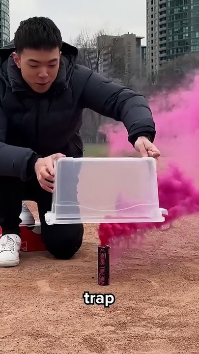 What happens if you trap smoke in a box_