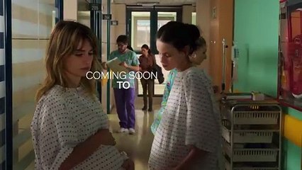 Madres paralelas Bande-annonce (EN)