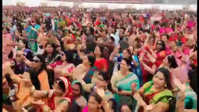 ‘वन भारत वन साड़ी वाॅकथोन’ में दिखी नारी श​क्ति की झलक