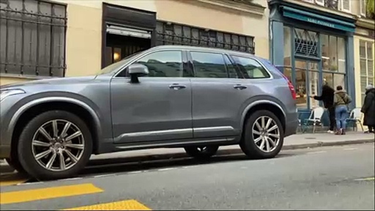 18 Euro für SUV-Parkschein? – Abstimmung spaltet Pariser