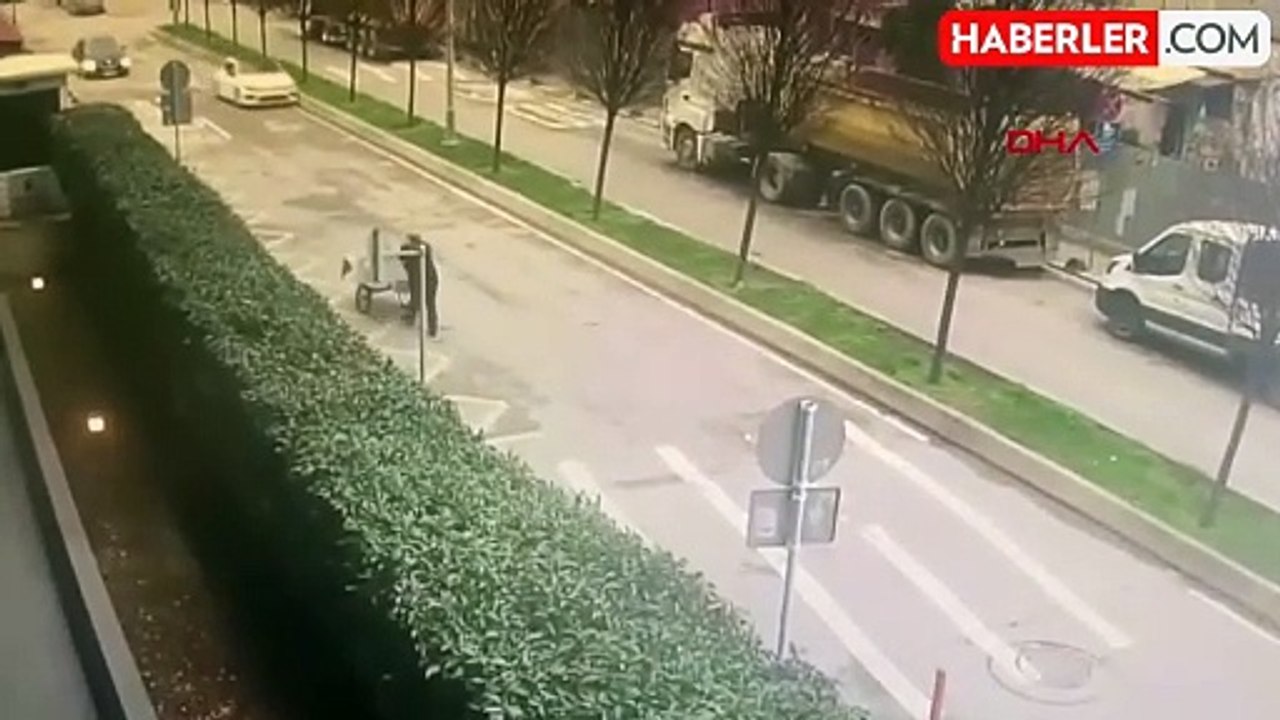 Beyoğlu'nda Alacak Verecek Meselesi Kanlı Bitti