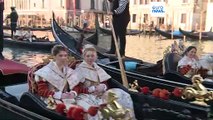 Carnevale di Venezia: sfilano le 12 Marie