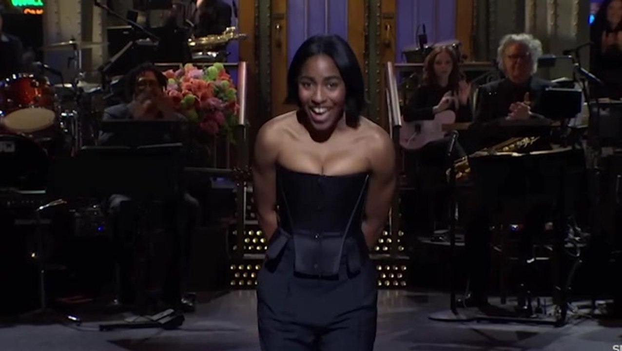 Ayo Edebiri chokes up in SNL monologue as she makes hosting debut
