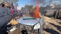 شاهد: دمار في رفح بعد غارة إسرائيلية على سيارة مدنية