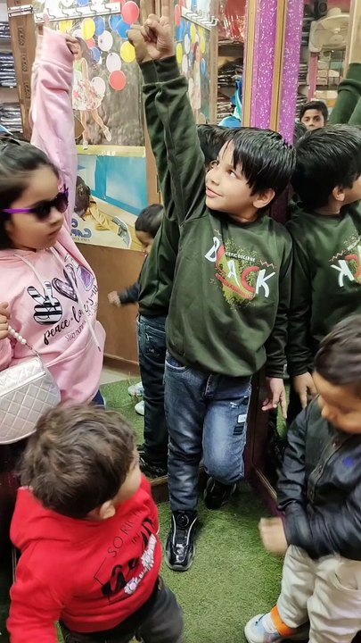 Kids dance