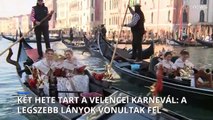 A város legszebb 12 lánya vonult fel a Velencei karneválon