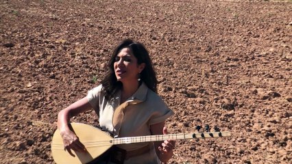 NAZLI ÖKSÜZ - Saçların (Söküp Atılmıyor)