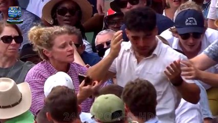 Hit For Six! Cricket Ends in Agony as an Attempted Catch by an Eager Aussie Fan Goes Horribly Wrong