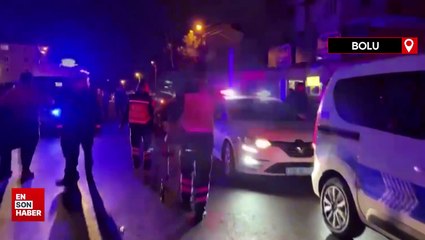 Bolu'da iki otomobil kafa kafaya çarpıştı