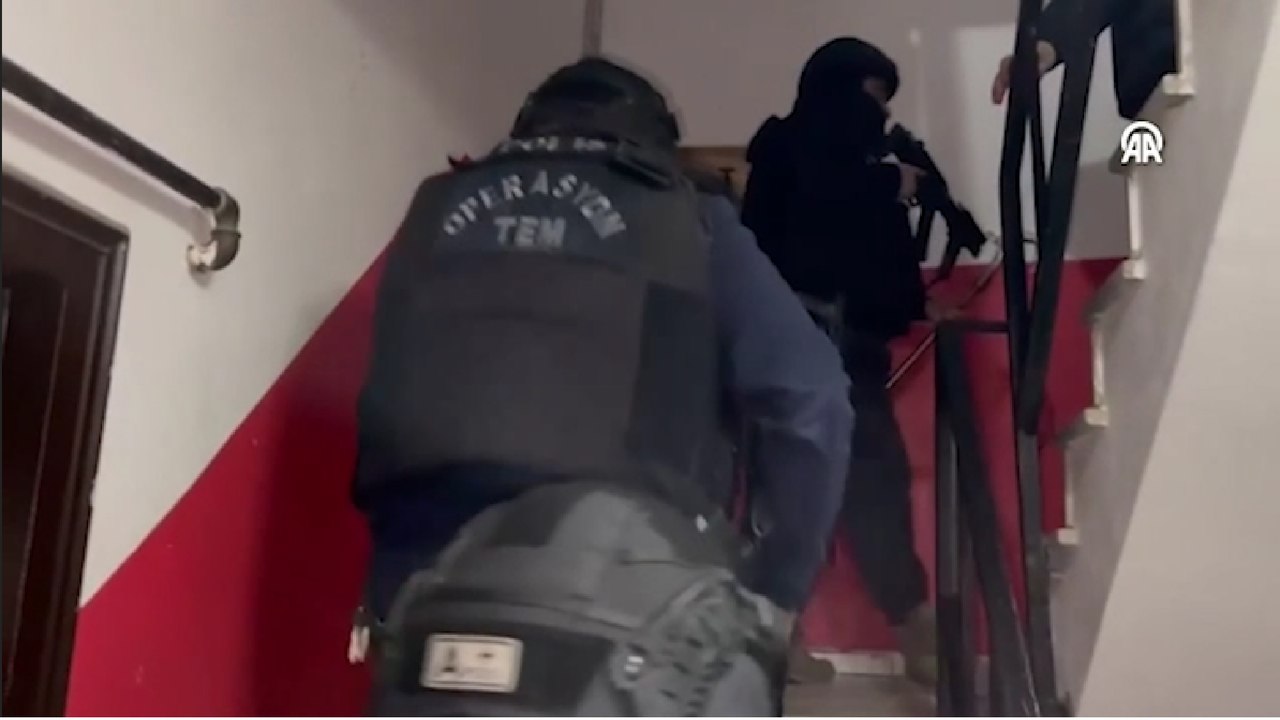 MOSSAD'a para karşılığı bilgi sağlayan şüphelilere operasyon