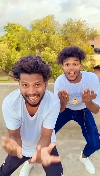 aaaa_nu_kaavaalaa_#funny_#realfools_#surajroxfunnyvibeo_#vikram_#dosti_#dance_#dancevideo(720p)