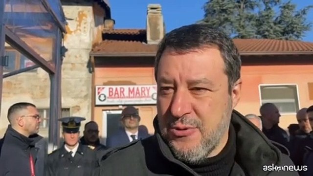 Trattori, Salvini: sono al fianco degli agricoltori, Ue fermi sue follie