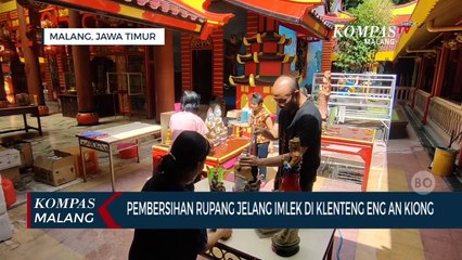 Pembersihan Patung Dewa-Dewi Jelang Imlek
