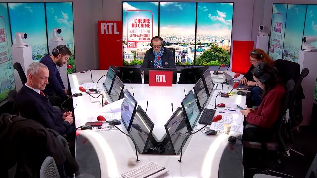 Bayrou relaxé, motion de censure rejetée, apiculteurs en colère : le journal RTL de 15h du 5 février 2024