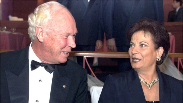 GALA VIDEO - Mort du prince Victor-Emmanuel de Savoie : on sait où et quand les obsèques auront lieu