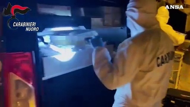 Spacca una sedia in testa al padre, arrestato un 36enne di Torpe'