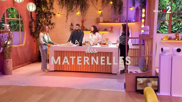 Agathe Lecaron fait son retour dans Les Maternelles sur France 2 après quelques jours d'absence.