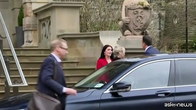 Sunak e Varadkar a Belfast dopo ripresa governo in Irlanda del Nord