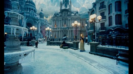 Poor Things Production Design Featurette