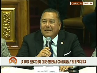 Antonio Ecarri: Debemos permanecer en una ruta electoral pacífica y constitucional