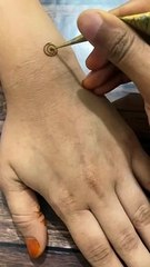 mehndi design back hand #mehandi #henna #hennadesign #short