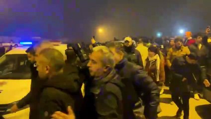 Hataylılar Fahrettin Koca'yı yuhaladı