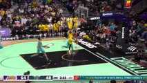 AD and LeBron combine for huge dunk
