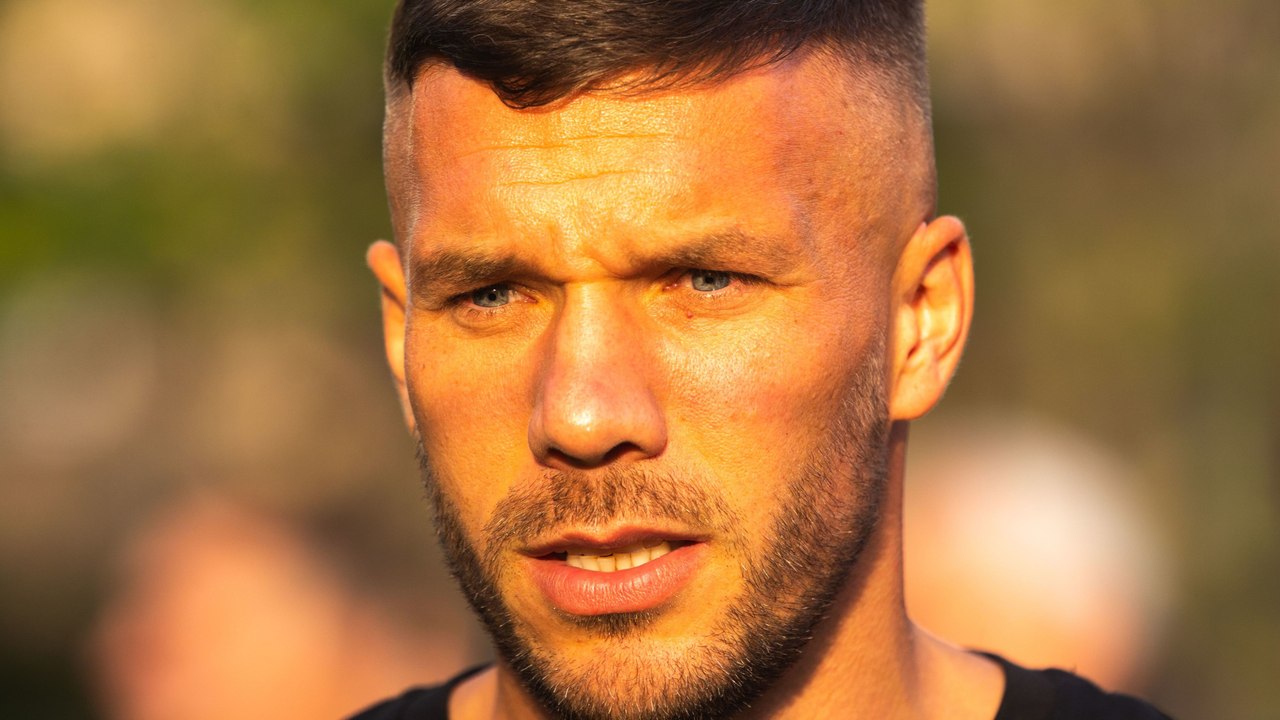 Podolski über Köln: 'Diskussionen sollen aufhören, man muss Punkte sammeln'