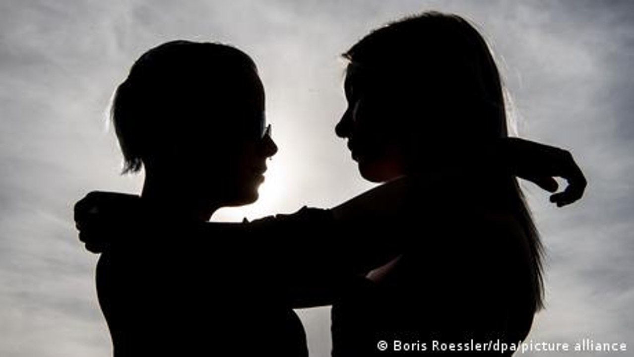 Lesbisches Paar in Albanien: Kämpfen für das Recht, glücklich zu sein