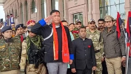 Ayodhya News: अरुणाचल प्रदेश के सीएम पेमा खांडू ने किया रामलला का दर्शन, कहा- 'धन्य हो गया जीवन'