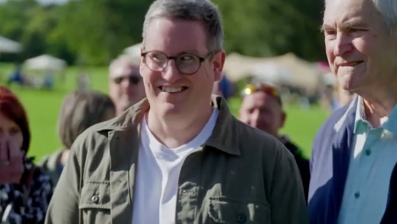 Antiques Roadshow guest shocked at value of ‘rare’ Dad’s Army script he picked up on work experience