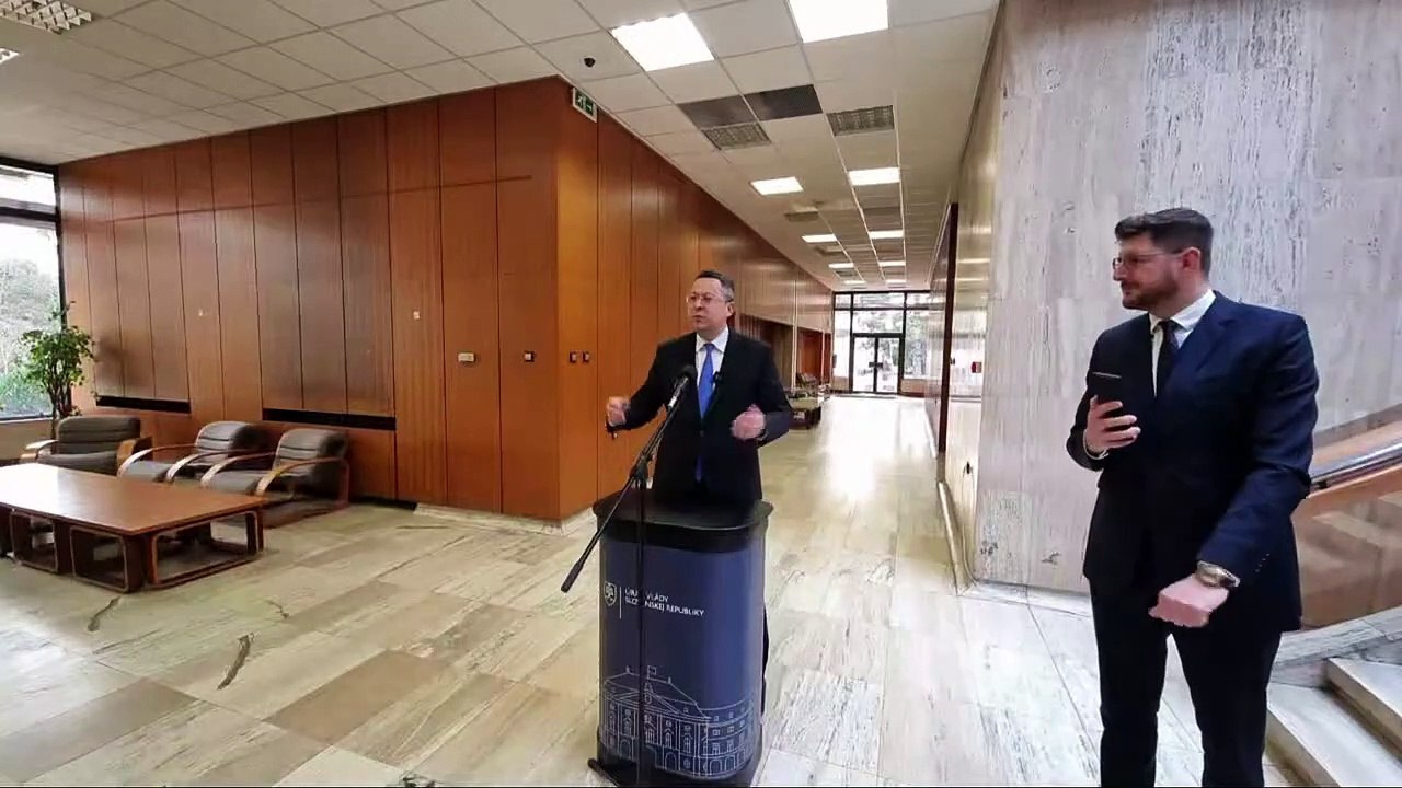 Brífing ministra financií L. Kamenického po rokovaní vlády SR