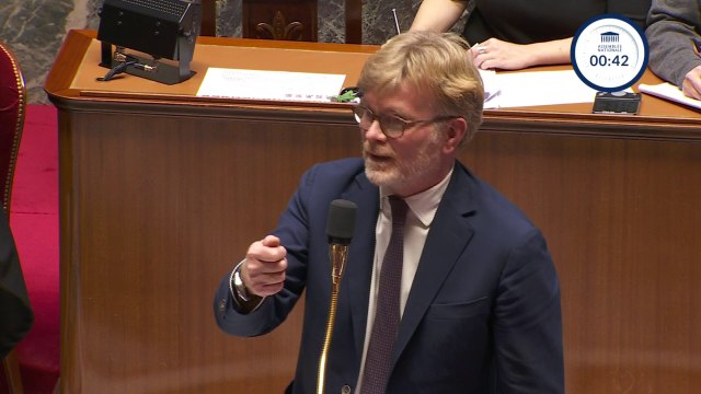 La transition ne doit pas être une punition, ça doit être des moyens : Marc Fesneau s'explique sur la pause du plan Écophyto