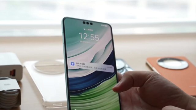 화웨이, 美 제재 이후 처음 中 스마트폰 시장 1위 탈환 / YTN