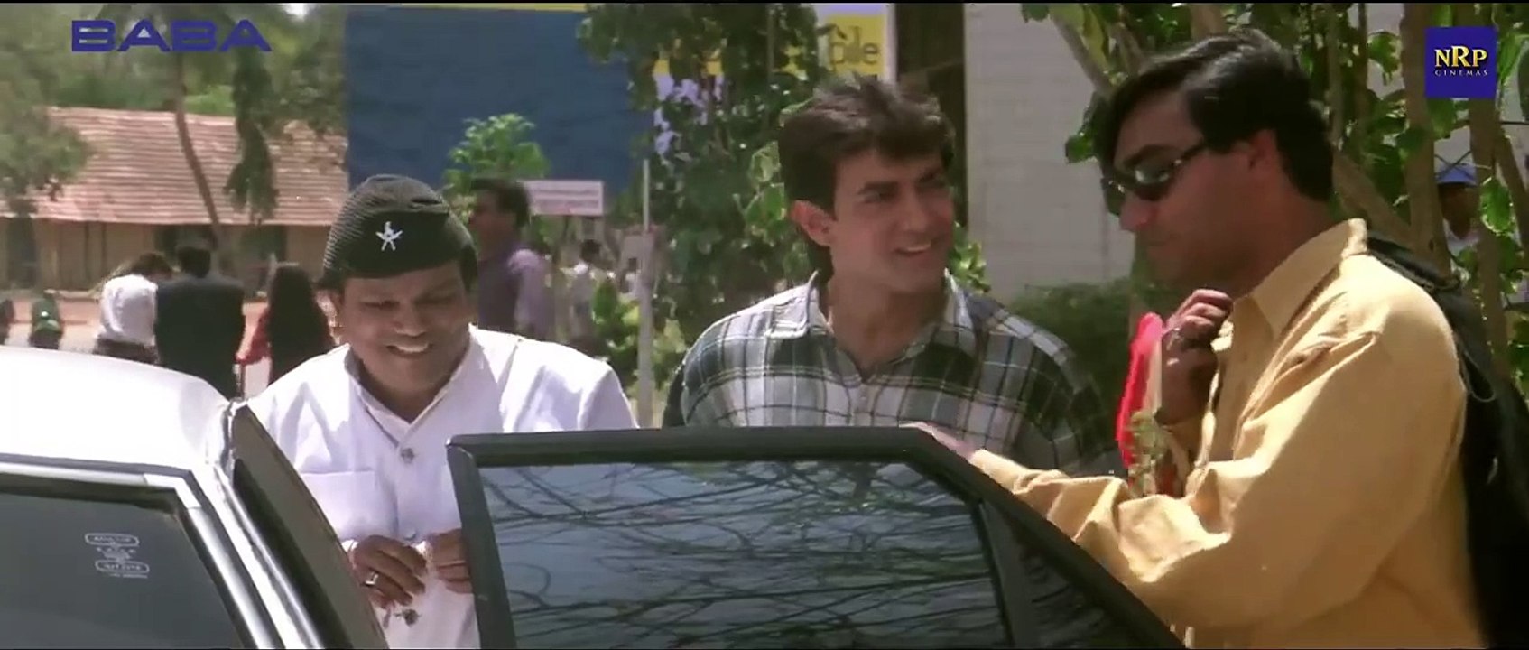 Iconic Scenes in Movies Bollywood - Break Fail Comedy From Ishq Movie Comedy Scene _ Airport Comedy