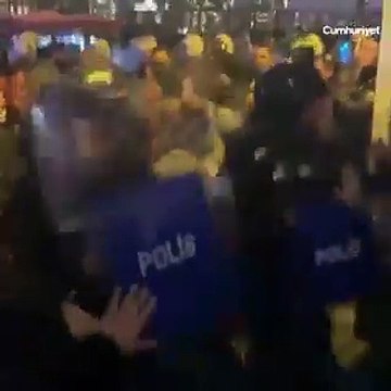 Beşiktaş’ta ‘6 Şubat’ anmasına polis müdahalesi! Çok sayıda gözaltı var