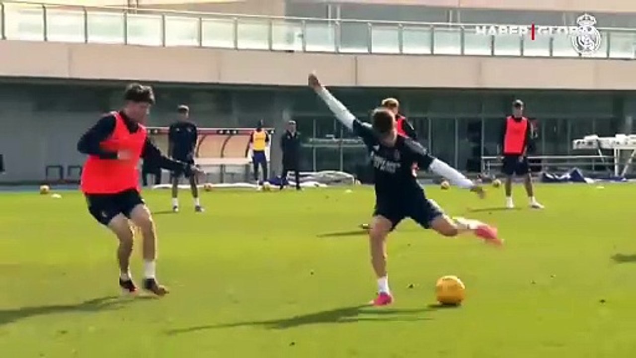 'Arda Güler bir şans için daha ne yapsın Mister Ancelotti' dedirten video sosyal medyayı salladı