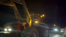 La tractorada redobla las protestas en San Esteban y corta la N-122