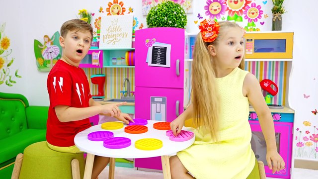 Diana and Roma Lost City Adventure with Ryan's World Toys