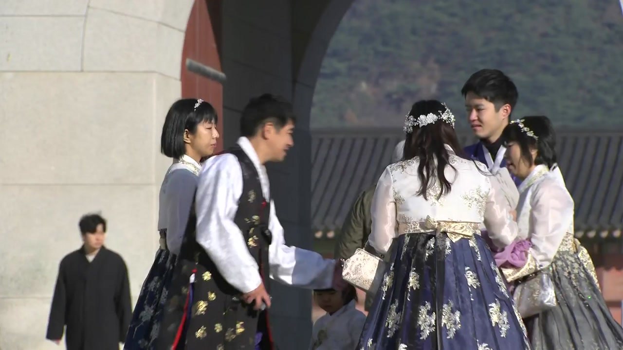 [날씨] 설 연휴 귀성·귀경길 쾌청...설날 오후 비·눈 / YTN