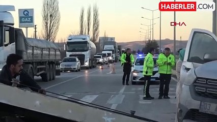 Afyonkarahisar'da Zincirleme Kaza: 1'i Ağır 10 Kişi Yaralandı