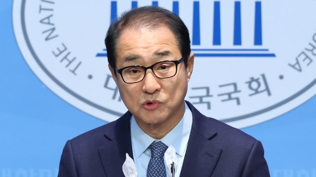 검찰, '돈봉투 수수 의혹' 이성만 의원 불구속 기소 / YTN