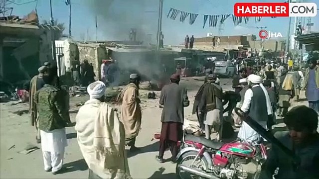 Pakistan'da milletvekili adayının ofisine Bombalı Saldırı: 12 ölü, 30 yaralı